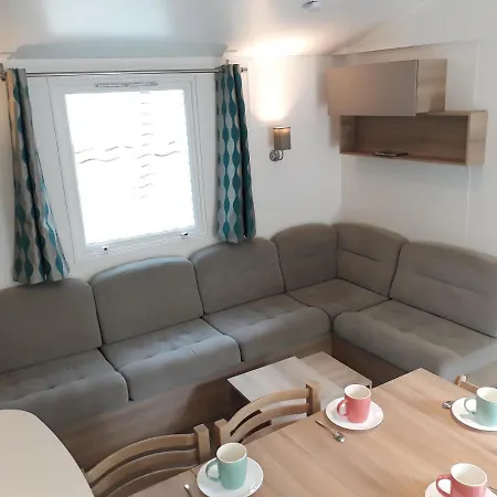 Location Fa57 Mobile Range Excellence With Recumbent Stones 4 * סן-ברבן-לה-פן