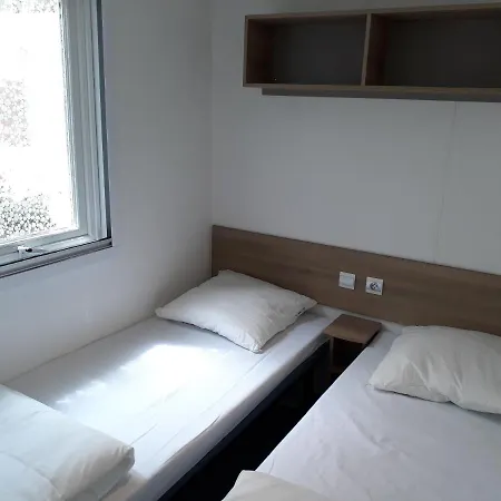 Location Fa57 Mobile Range Excellence With Recumbent Stones 4 *